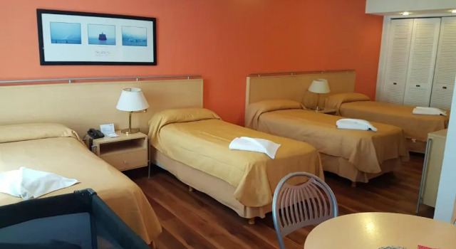 Четырёхместный номер Standard Intersur Suites