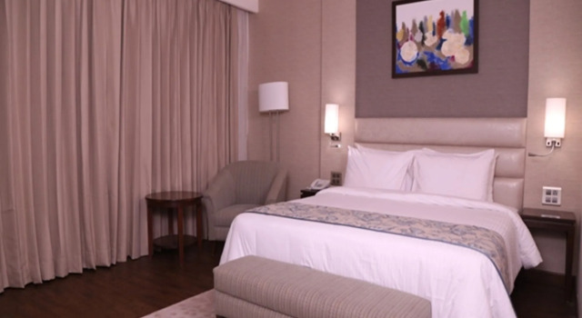 Gateway Dehradun Haridwar Bypass Road, Rezerwuj Hotel Hotele w Uttarakhand z basenem, Basen