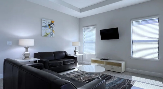 Коттедж Balmoral Resort-192kb 4 Bedroom Home by RedAwning