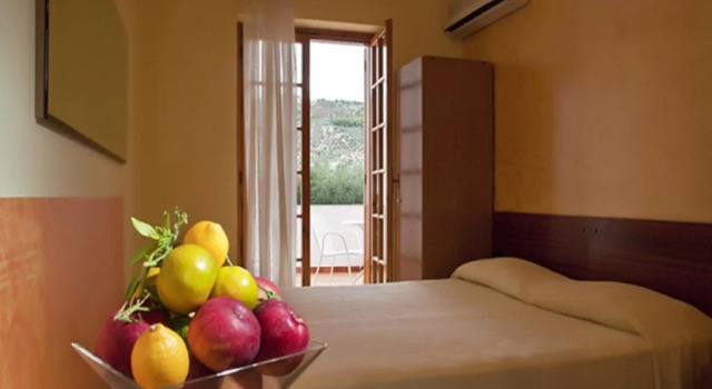 Hotel Apeneste