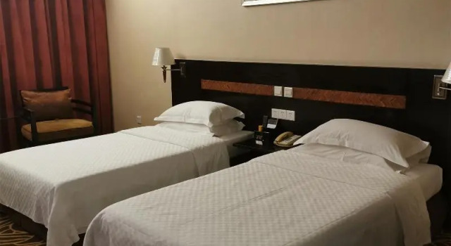 Двухместный номер Superior Hua Shi Hotel