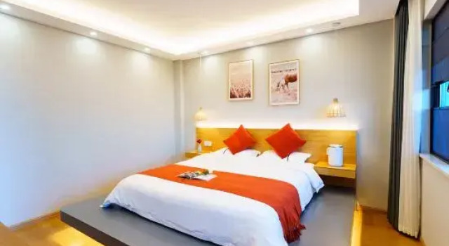 Люкс Dali Fenghe Homestay