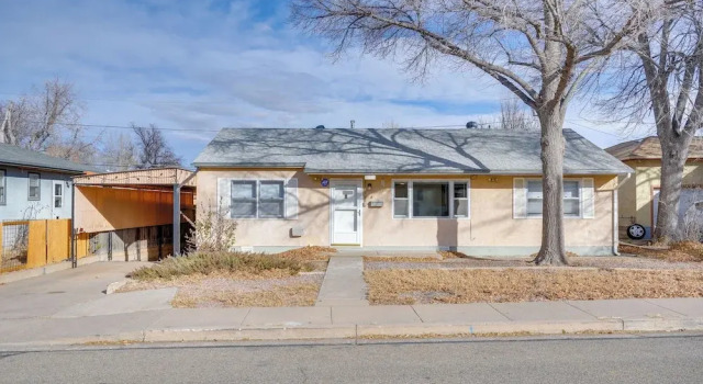 Chic Pueblo Vacation Rental Home Near Fairgrounds!, Buchen Sie Ferienhaus Galaţi 