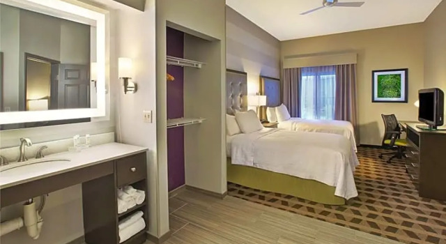 Четырёхместный номер Standard Homewood Suites by Hilton Dayton South