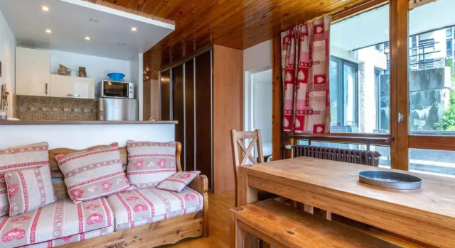 Appartement Val-d'Isère, 4 pièces, 7 personnes - FR-1-519-13