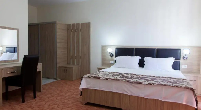 Трёхместный номер Standard с балконом Spa Hotel Montefila