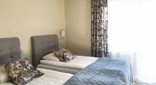 Hotell Solstickan Mellbystrand, Book Hotel  