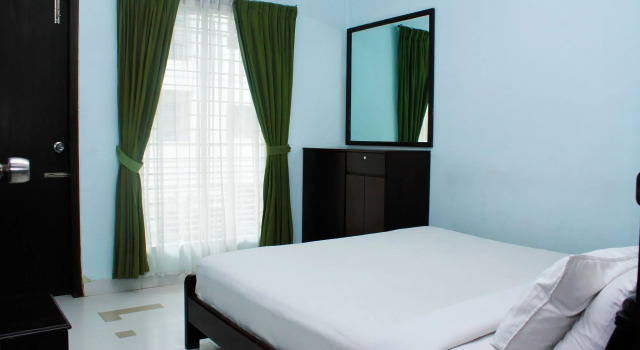 Allegro Holiday Suites