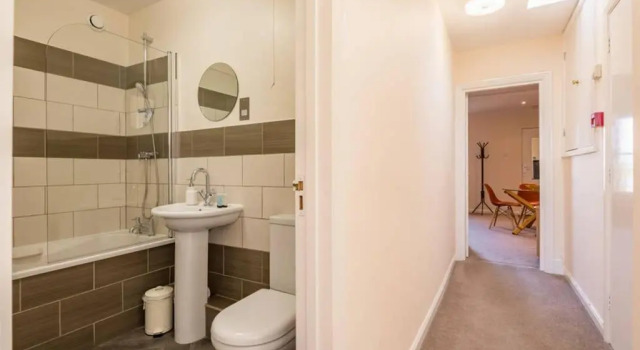Апартаменты c 1 комнатой City Centre Location - Over Looking Parkers Piece! Private Entrance
