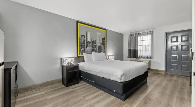 Двухместный люкс Super 8 by Wyndham Texas City - Galveston Area