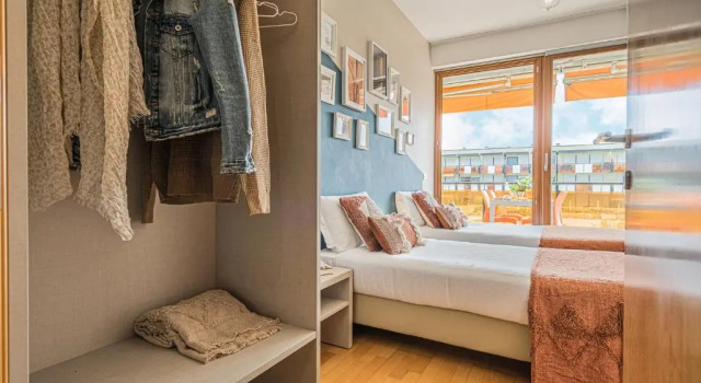HYGGE Family Apartment - one step away from the lake!!!, Забронировать Апартаменты/квартира Сирмионе озеро Гарда