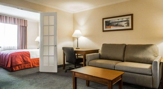 Двухместный номер Standard Spark By Hilton Lake George Outlets