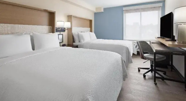 Одноместный люкс c 1 комнатой Holiday Inn & Suites Richmond West End by IHG