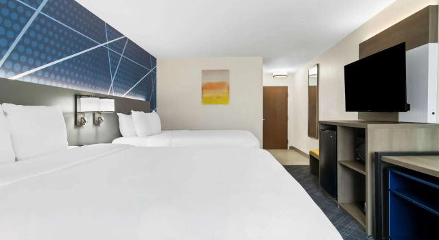 Четырёхместный номер Standard Comfort Inn Schereville