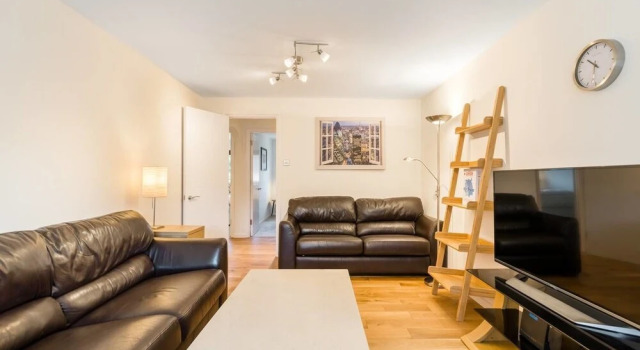 Modern 2 bed in the Isle of Dogs, Забронировать Отель Отели Англии 3 звезды, 3*