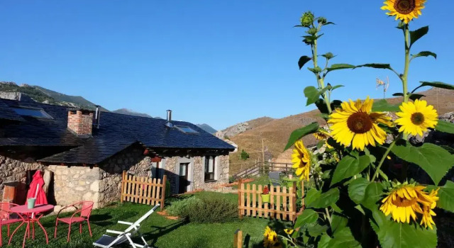Коттедж Casas Rurales Entre Babia y La Luna