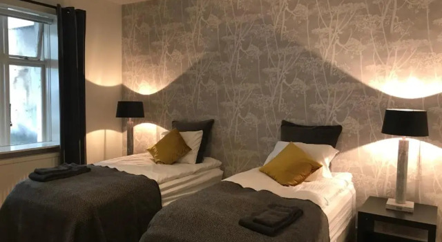 Апартаменты Theater Row Apartments