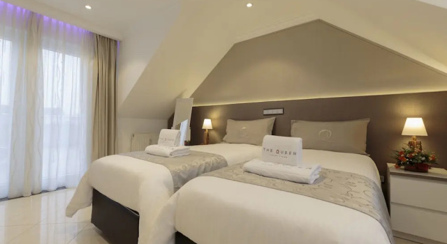 Номер Deluxe The Queen Luxury Apartments - Villa Cortina