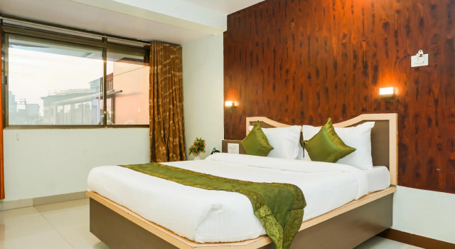 Treebo Hillway Inn Main Market, Забронировать Отель Отели штата Махараштры 3 звезды, 3*