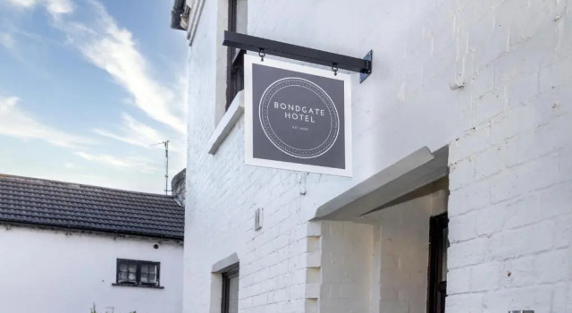 Bondgate Hotel - Smart Self Check-in Accomodation, Забронировать Отель Отели Англии с завтраком, Завтраки