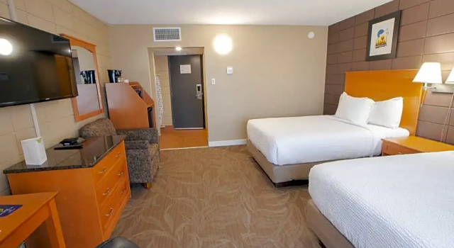 Номер Deluxe Neighbourhood Inn Hotels in Bonnyville