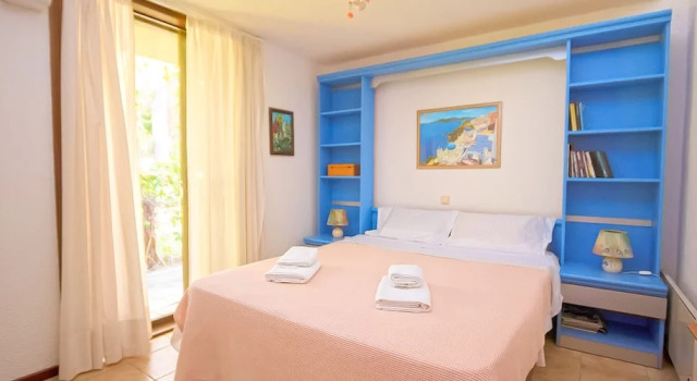 Вилла Villa Persephone by QR booking