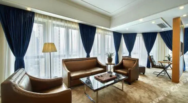 Люкс Deluxe Yajiada Hotel