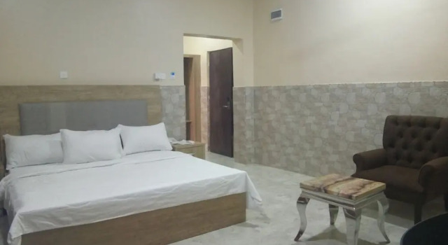 Номер Executive Suncourt Feel At Home Suites