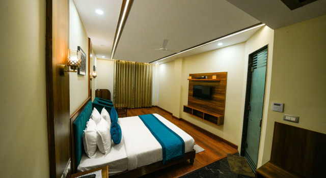 Abhyudyam Ganga, Book Hotel Padra Gujarat