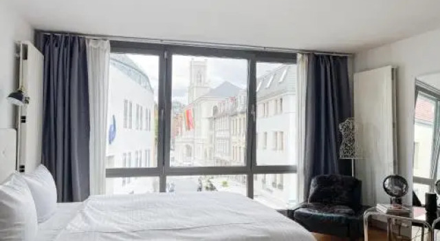 Central Studio Marktplatz View, Book Hotel Weimar Thuringia, near Herdergarten Weimar