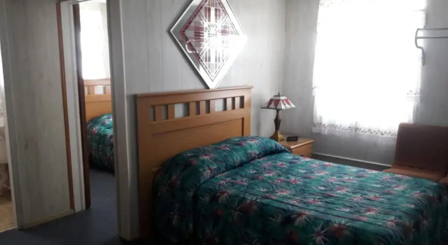 Двухместный номер Standard с балконом Suitcase Motel & Travel