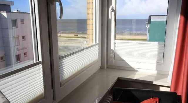 Апартаменты Kleine-Ferienwohnung-6-Strandnah-und-mit-Meerblick-im-Haus-Seeluft-Duhnen