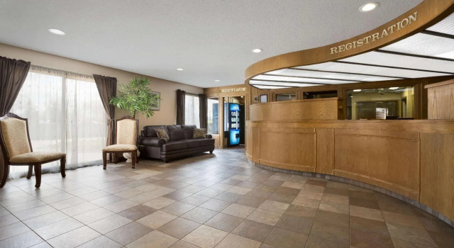 Travelodge Hotel Medicine Hat, Varaa Hotelli Medicine Hat Southern Alberta