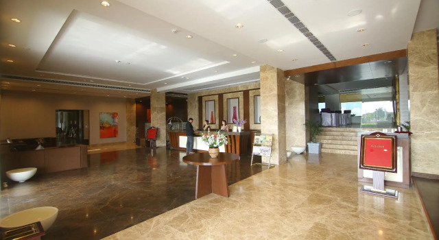 Millionaire Hotel & Resort, Забронировать Курортный отель Фаридабад штат Харьяна