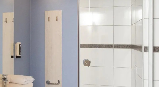Трёхместный номер Standard ACE Hôtel Lyon Vénissieux Parc des Expositions