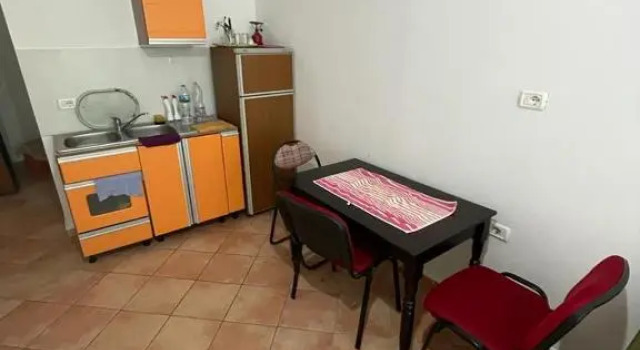 Aldi's apartment