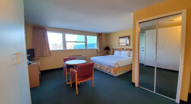 Номер Standard Days Inn by Wyndham Penticton Conference Centre