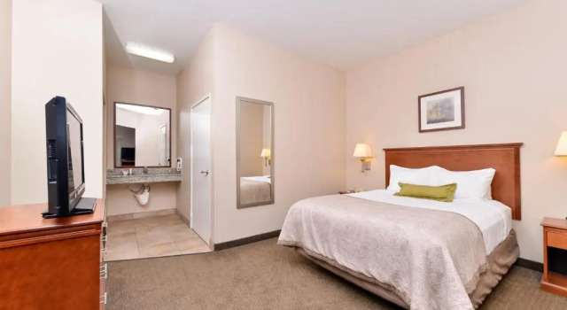 Люкс c 1 комнатой Candlewood Suites San Diego by IHG