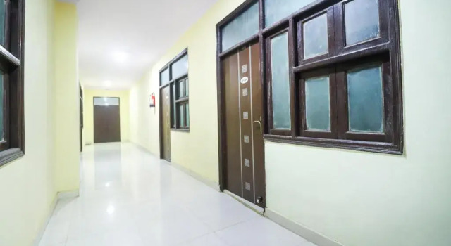 Hotel Sunrise Inn, Забронировать Отель Отели Газиабад с завтраком, Завтраки