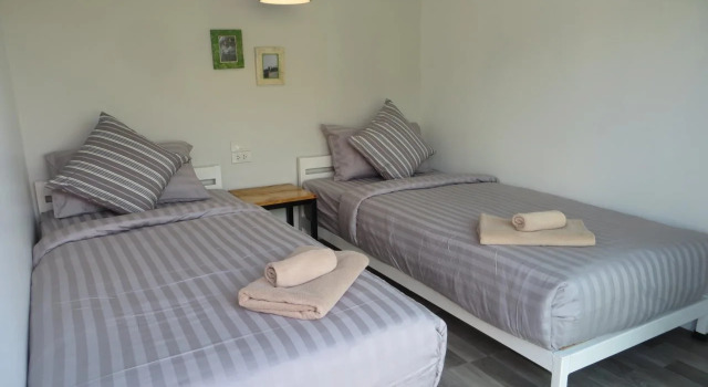 Journey Hostel, Забронировать Хостел Отели Ланта-Яй с парковкой, рядом с Police Station, Парковка