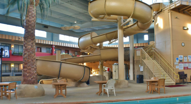 Ramada by Wyndham Sioux Falls Airport-Waterpark & Event Ctr