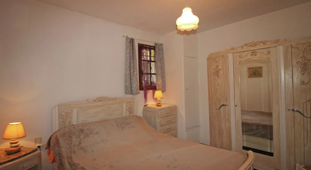 Comfortable Cottage With Pool, on Walking Distance From Town, Забронировать Дом для отпуска Виллы Овернь-Рона-Альпы, Вилла