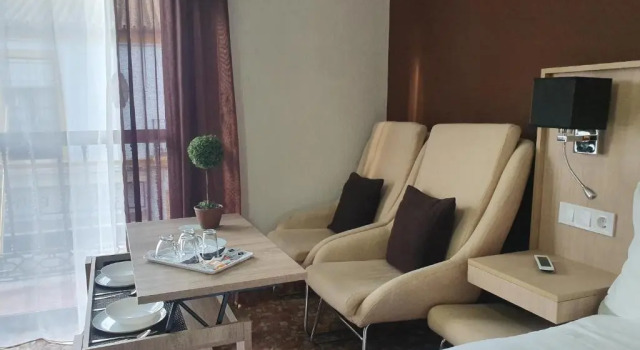 Двухместный номер Standard с балконом LUNA-Guest Rooms