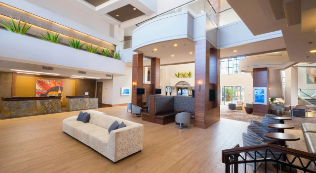 Hilton Phoenix Airport, Забронировать Отель Саут-Маунтин Финикс