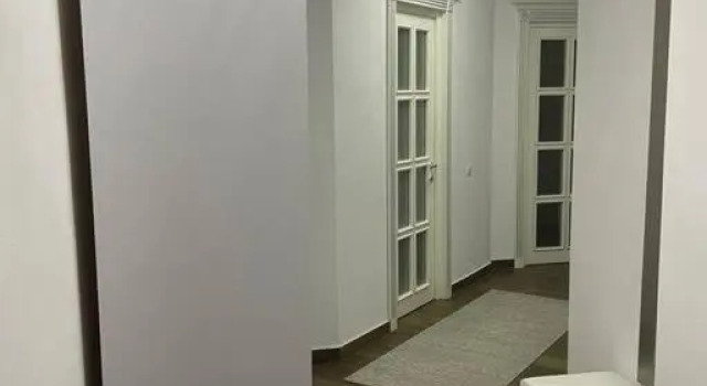 Lovely 1 bedroom apartment with parking, Rezervovat Apartmán Lunca Cetăţuii Jasy