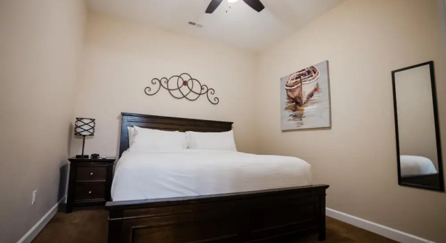 2 Bedroom Lake View Villa - Unit 301