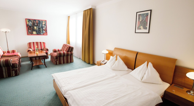 Люкс Classic Hotel Exel