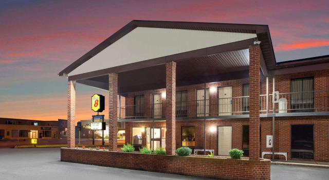Super 8 by Wyndham Sandusky, Buchen Sie Gasthaus Sandusky South Ohio