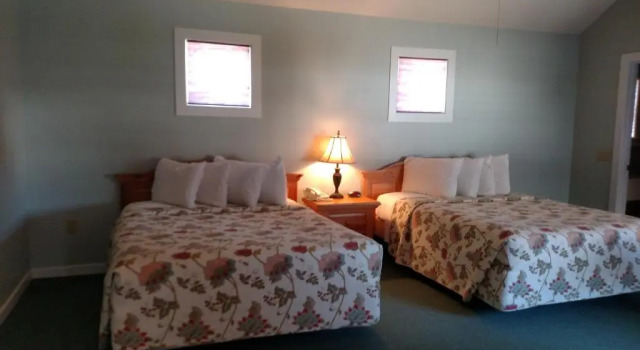 Четырёхместный коттедж Spruce Lane Lodge and Cottages