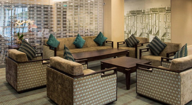 Premier Inn London Fulham, Забронировать Отель Хаммерсмит и Фулхэм Лондон, рядом с Roman Black Gallery